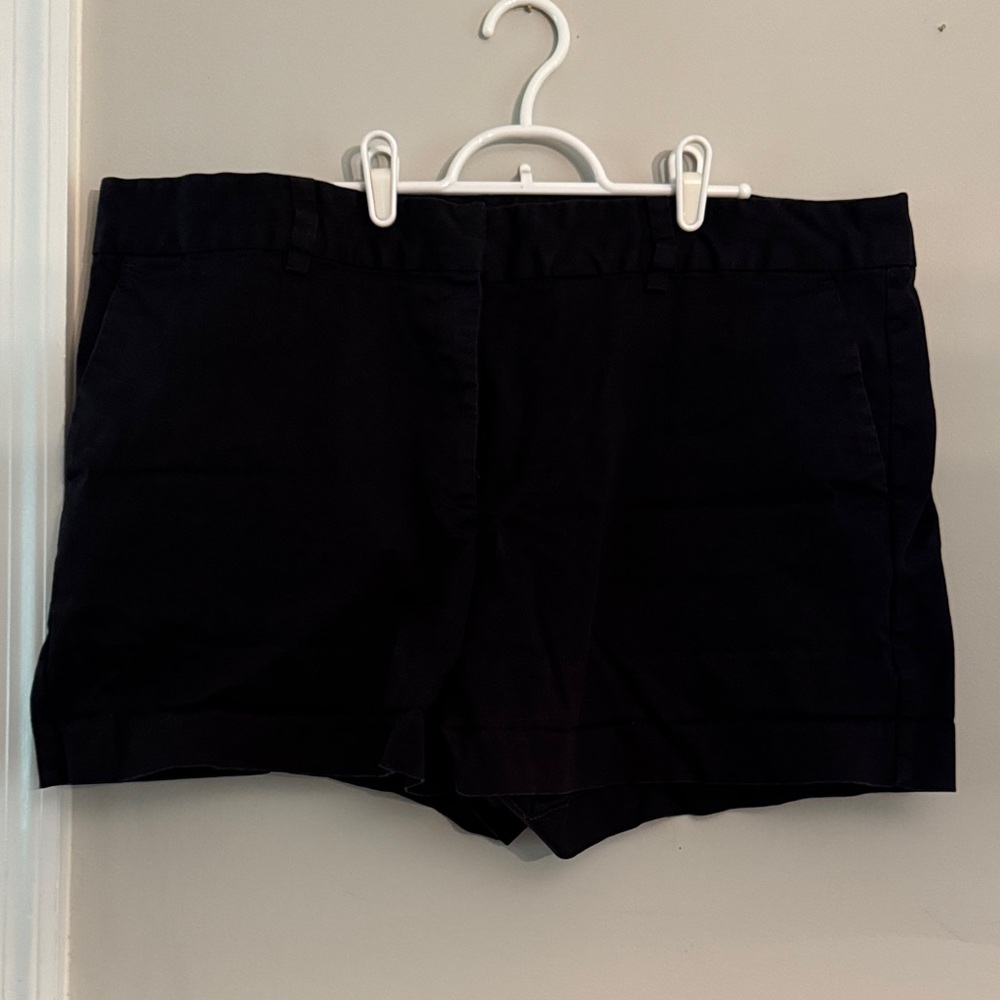 MICHAEL Michael Kors Black Women's Bermudas